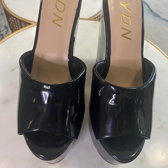 YDN Black High Heel Peep Toe Platform Wedge Mules - Picture 3 of 6